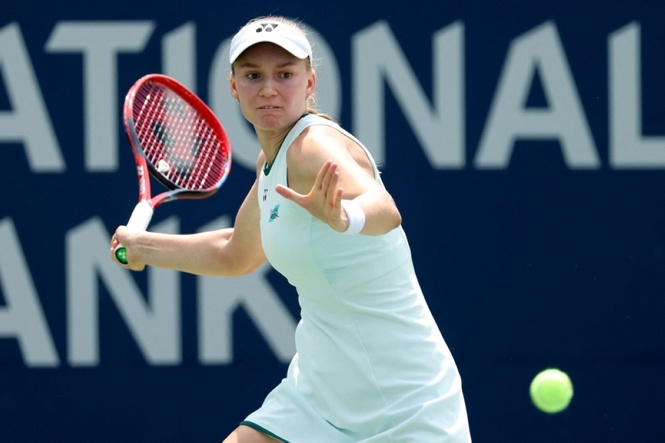 Rybakina survives scare in Toronto