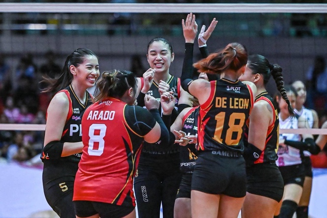PLDT downs Akari to notch second straight PVL On Tour win