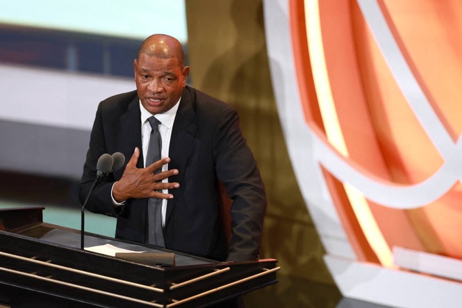 Rivers among nine inducted into Basketball Hall of Fame