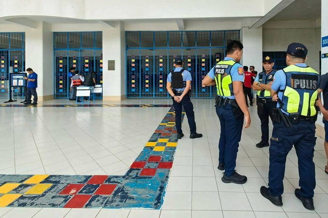 Student kills schoolmate in livestreamed shooting