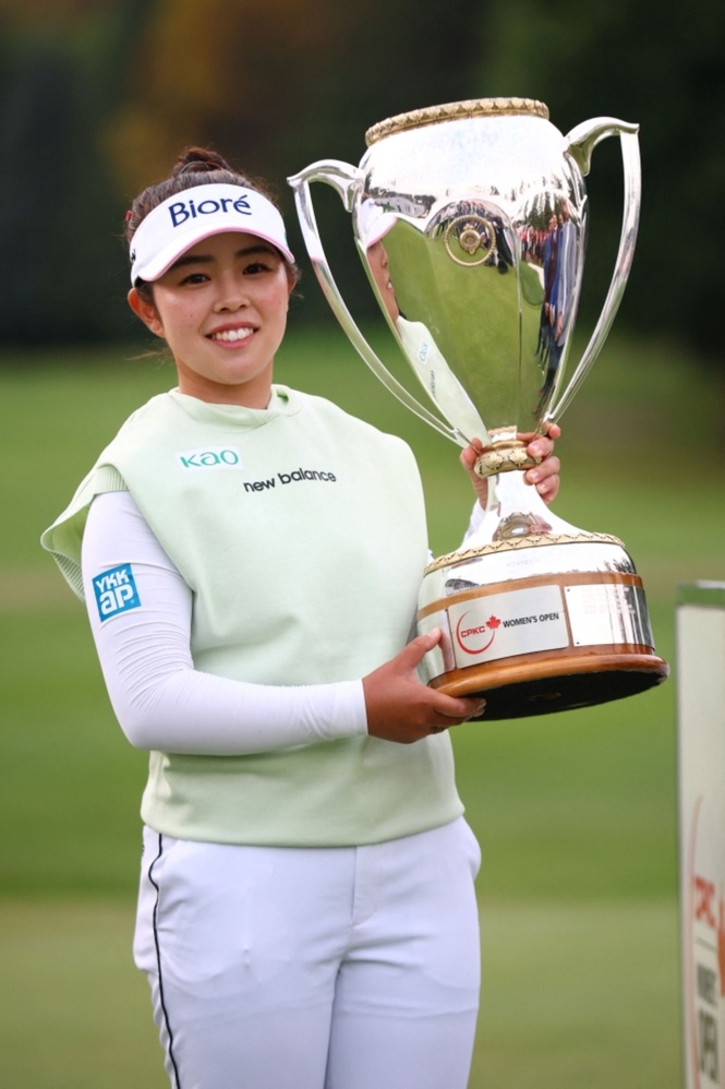 Yamashita tops LPGA tourney by 9 strokes
