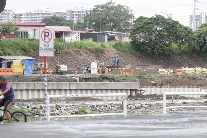 Palace remains open to a National Flood Control Master Plan