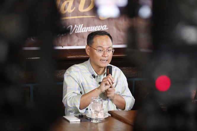 DOTr warns public against individuals posing as agency officials or employees