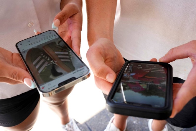 Child rights group opposes blanket ban on socmed for under-16s