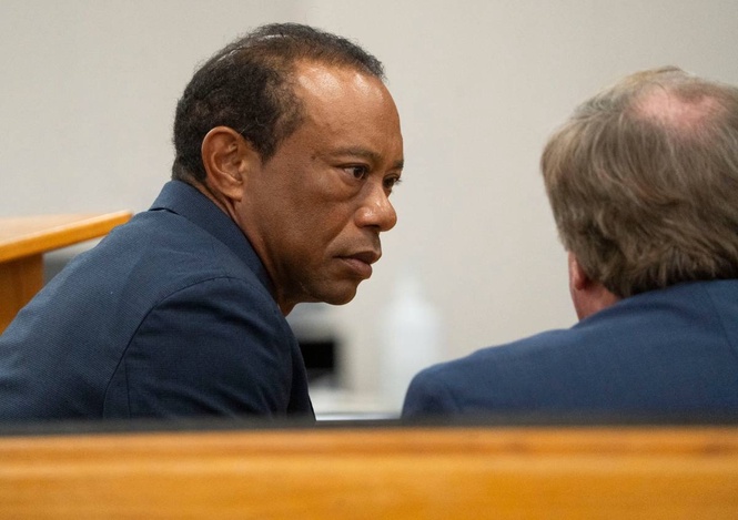 Tiger Woods enters plea agreement to reckless driving charge over rollover crash in Florida
