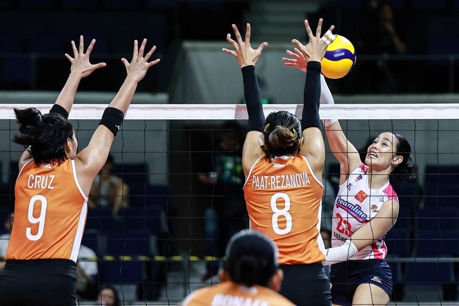 Creamline escapes upset bid by Farm Fresh