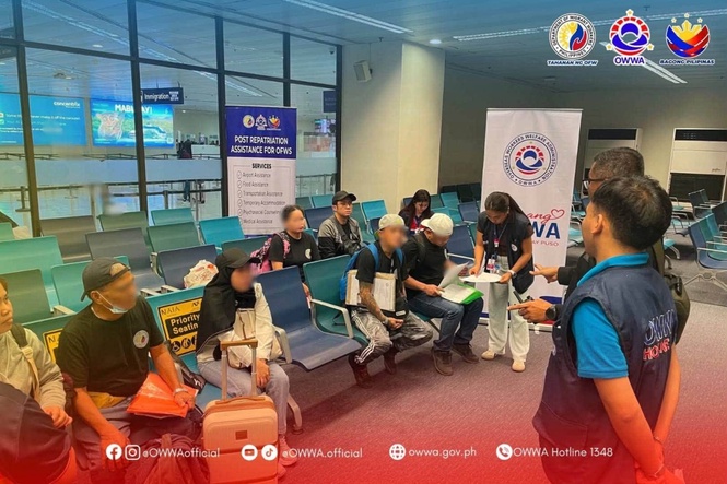 11 OFWs return home from Jeddah, KSA