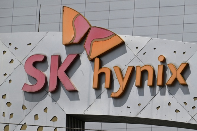 SK Hynix union approves temporary wage deal