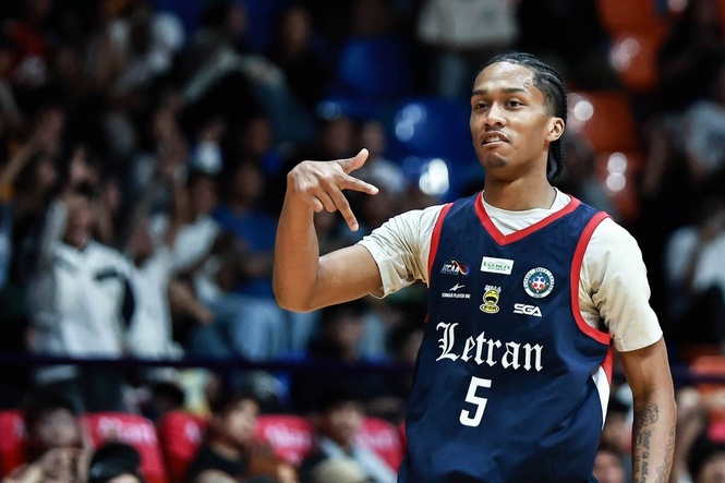 Letran routs San Sebastian by 37 points