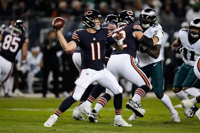 Bears surprise Eagles