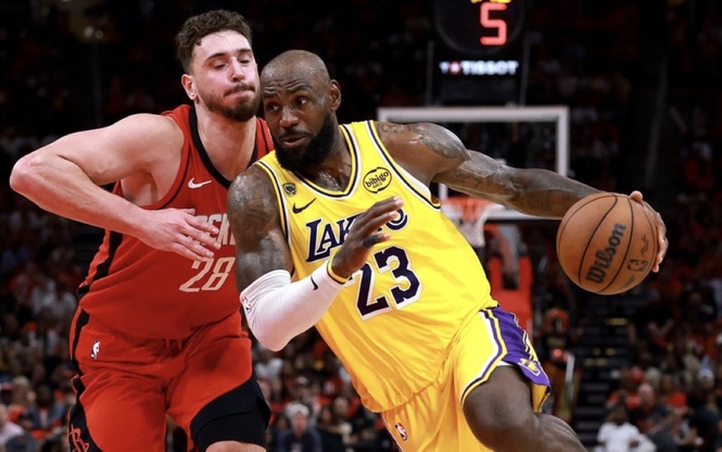 LeBron James sparks instant hype at 76ers