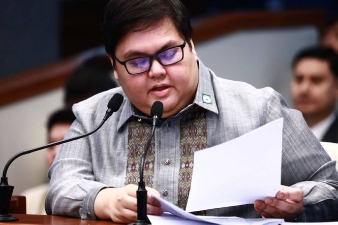 Carpio withdrew P41M in one day