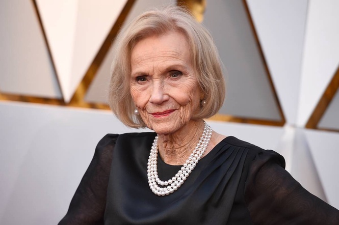 Eva Marie Saint, Oscar winner of Hollywood classics, dies at 102