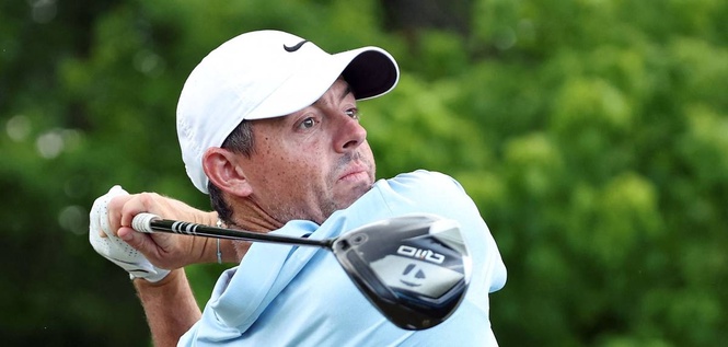 McIlroy, Chacarra surge in rain-hit Delhi tourney