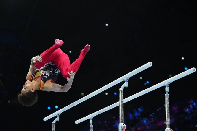 Japan win men's team gold at world gymnastics championships