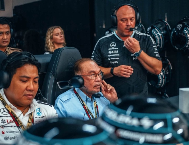 Image from: Malaysia - Bahrain deepen bilateral ties on Formula 1’s return to Sepang