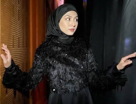 Image from: NaniRoc denies links to Nik Nazmi khalwat case, condemns online slurs