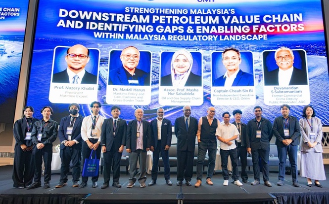Image from: Grooming young traders key to nation’s oil hub goal - expert