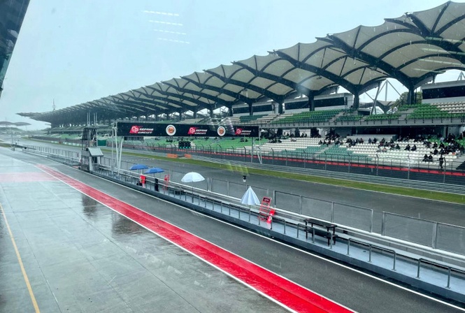 RM200 Madani F1 tickets sell out as Malaysians flock to Sepang race