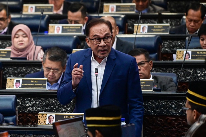 Nation diversifies energy supplies as Anwar say stocks remain stable despite Hormuz uncertainty