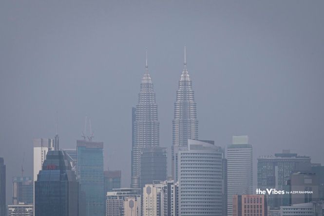 Haze blankets four states as unhealthy air quality hits Serian, Kuching