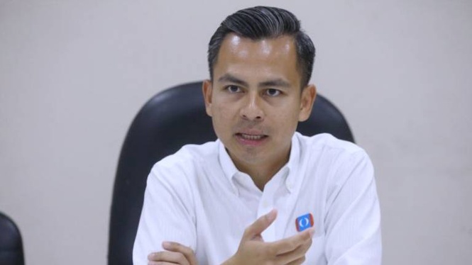 Request for 300 litres of BUDI95 for media practitioners brought to MTEN meeting – Fahmi