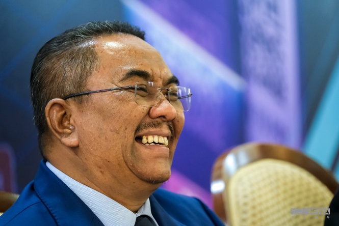 Sanusi’s gambling stance puts PAS manifesto under scrutiny