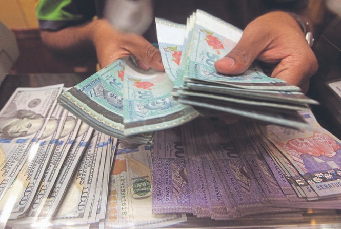 Ringgit edges higher against US Dollar amid subdued market sentiment