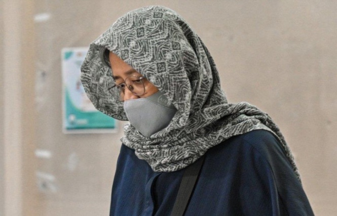 Court allows Daim's daughter to permanently keep passport