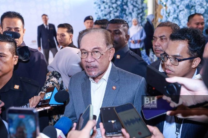 Anwar orders swift deportation of Israelis if Forest City claims are proven