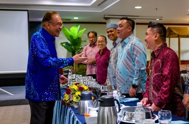 Anwar tells PKR Sabah to close ranks, gear up for next GE