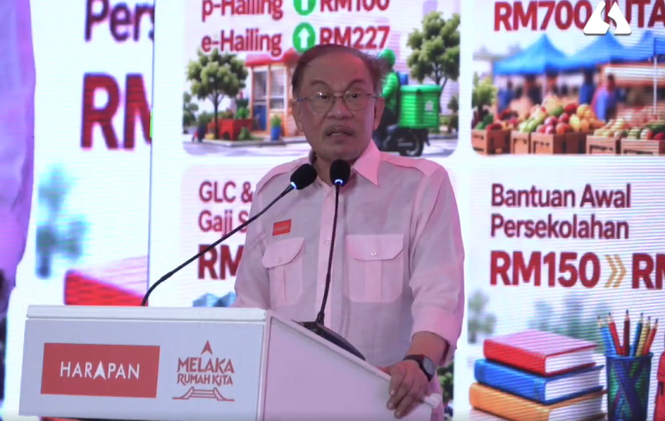 Anwar places unity and cost of living at centre of PH’s Melaka election campaign