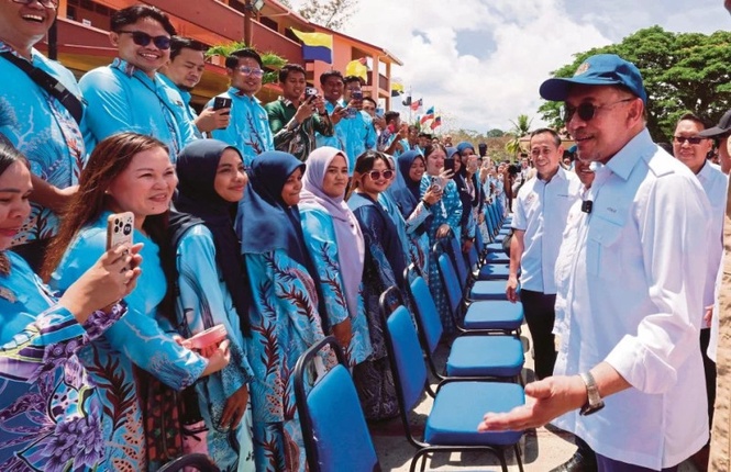 Anwar launches RM31 million push to transform Sabah’s remote Pulau Banggi
