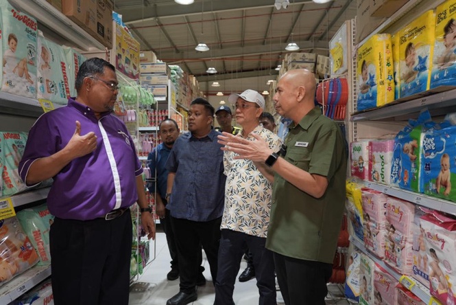 Price-reduction campaign underscores role of retail sector in easing cost-of-living pressures