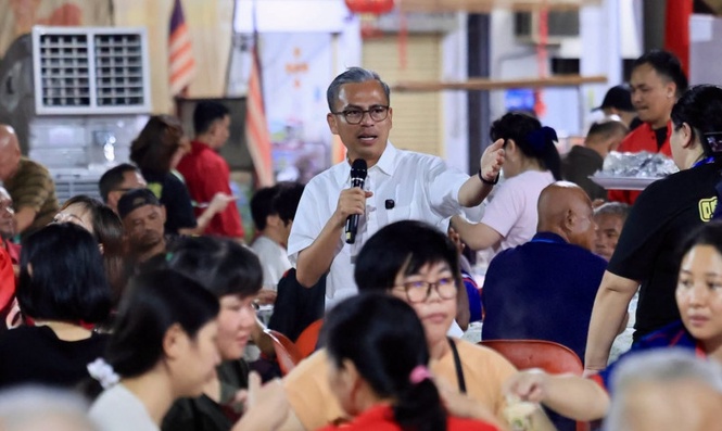 Focus on undecided voters, not poll predictions, Fahmi urges