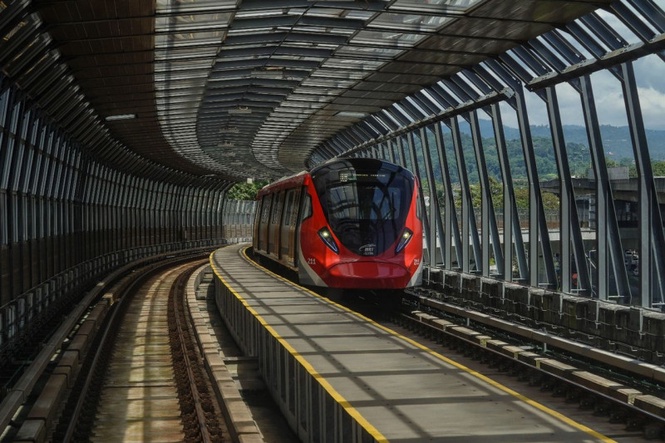 MRT Kajang Line delayed after attempted cable theft, track intrusion