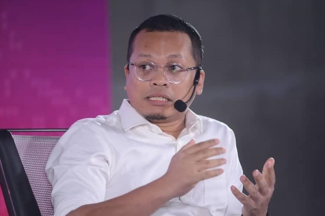 Bersama suspends Nik Nazmi from party activities for three months