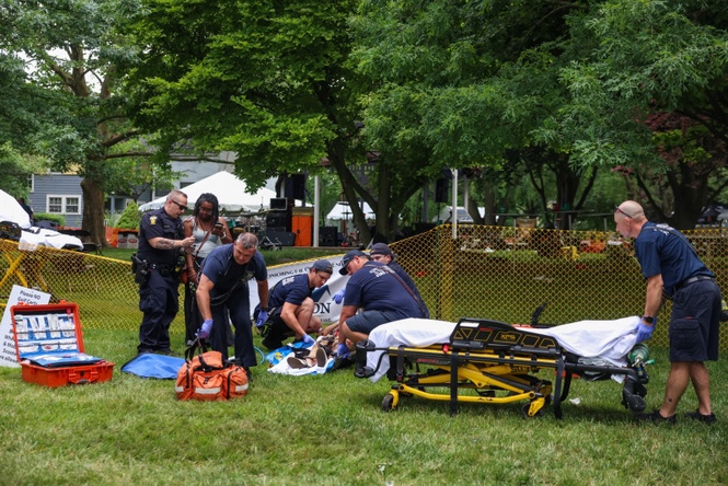 Gunfire erupts at Ohio street festival as multiple shooters wound at least 12 people