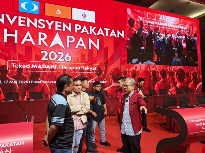 PH rallies thousands in Johor as Anwar prepares to chart election strategy ahead of GE16