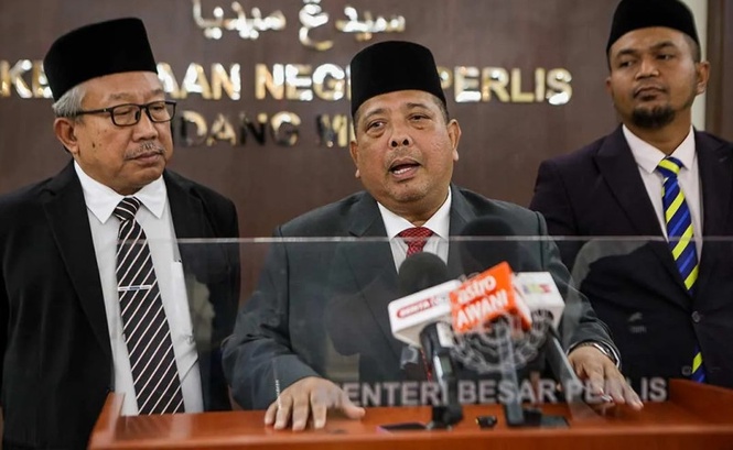 Perlis faces political showdown as MB threatens snap polls over possible PAS rebellion