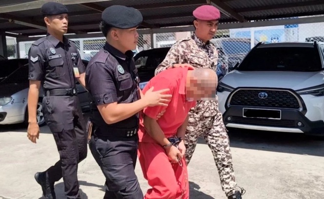 Tuition teacher sentenced to 105 years in prison and 70 lashes for raping daughter