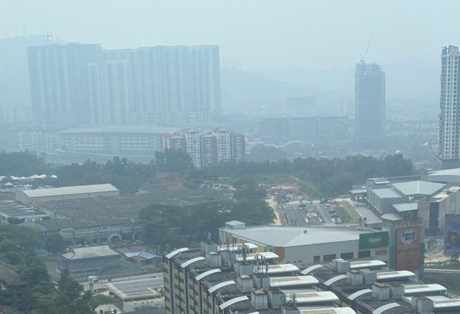Parents worry over children’s exposure as haze worsens