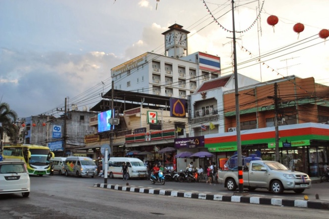 Thai border town Dan Nok fades as new border crossing diverts Malaysian traffic