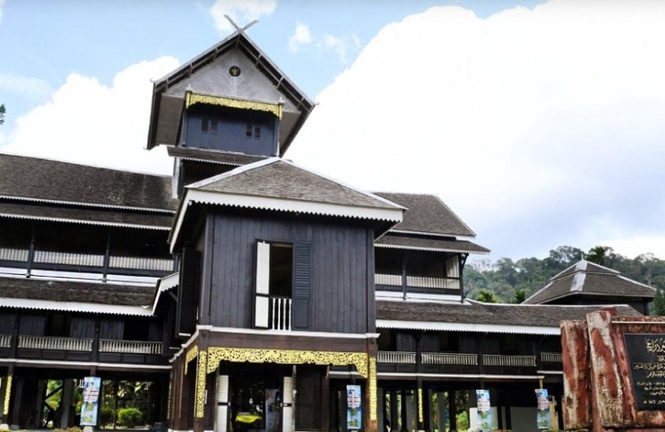 Claimed installation of 12th N. Sembilan ruler invalid - Pengelola Bijaya Diraja