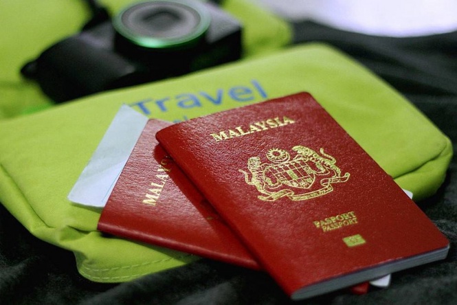 Malaysians may soon be able to get a 10-year passport for RM350