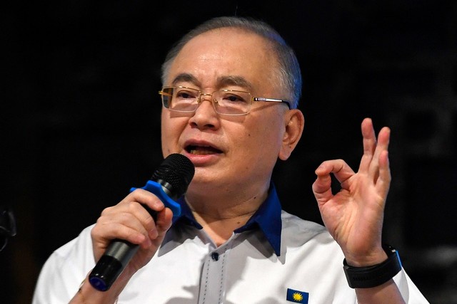 Hung parliament: DAP challenges MCA to declare post-election loyalties