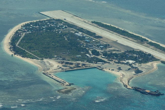 Philippines accuses Chinese Coast Guard of blocking law enforcement mission near Thitu