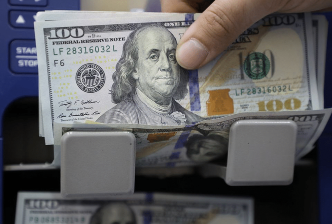 Ringgit opens lower as strong US data lifts dollar