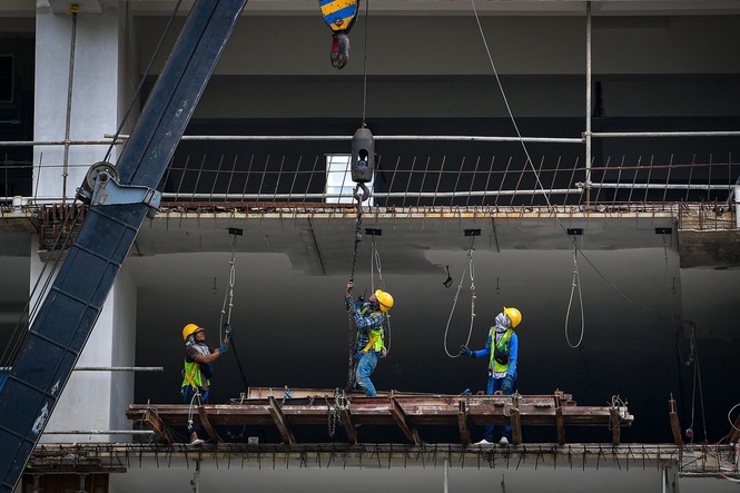 Pekerja sektor pembinaan dijangka terima upah lebih RM2,000 sebulan