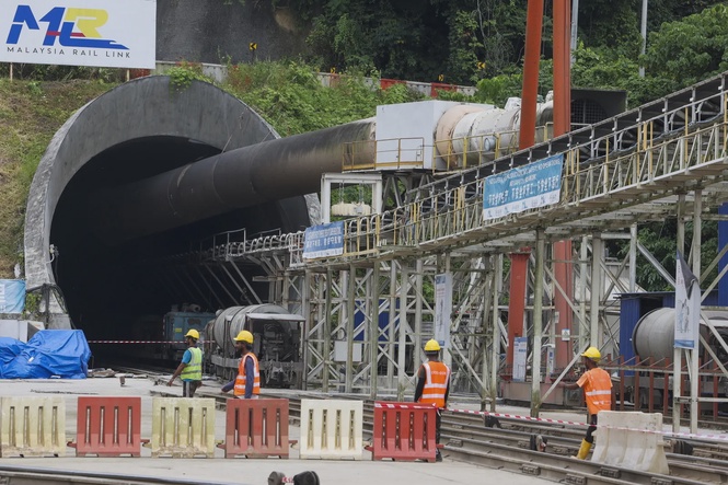 MRL jawab kebimbangan penduduk, keselamatan projek ECRL jadi keutamaan